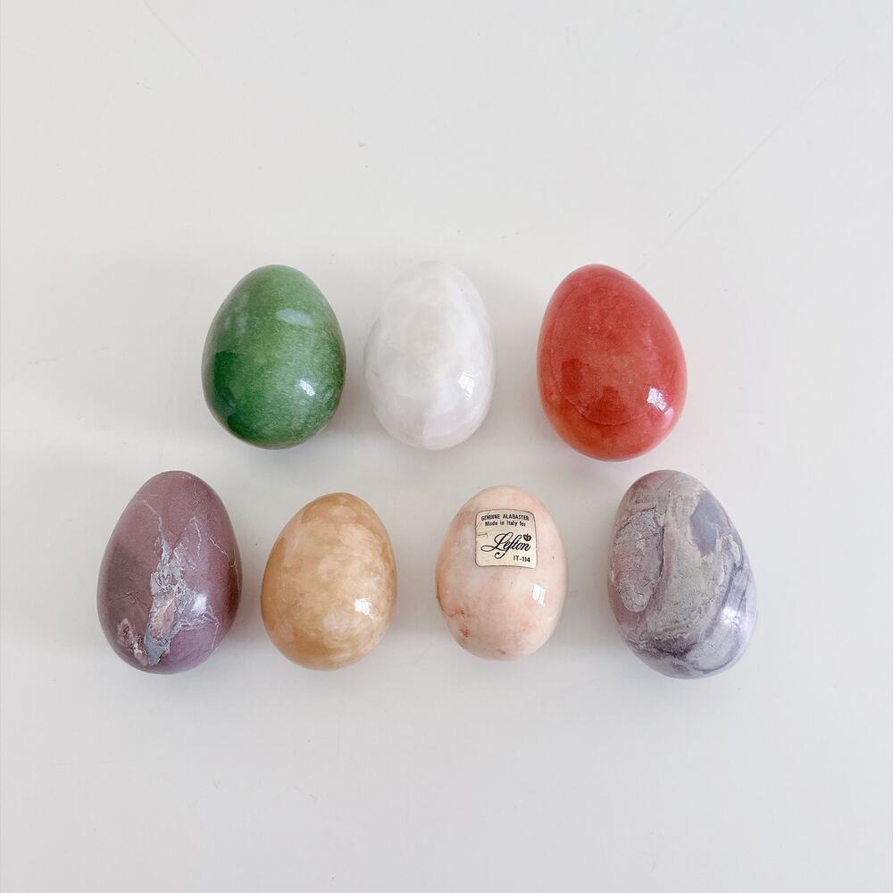 ITALIAN GENUINE ALABASTER MARBLE EGG COLLECTION OF 7